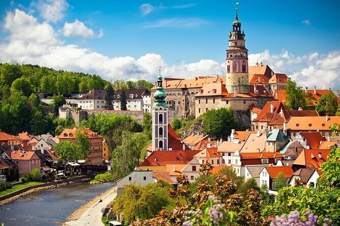 Private Day Trip from Prague to Cesky Krumlov - Who Should Consider This Tour?
