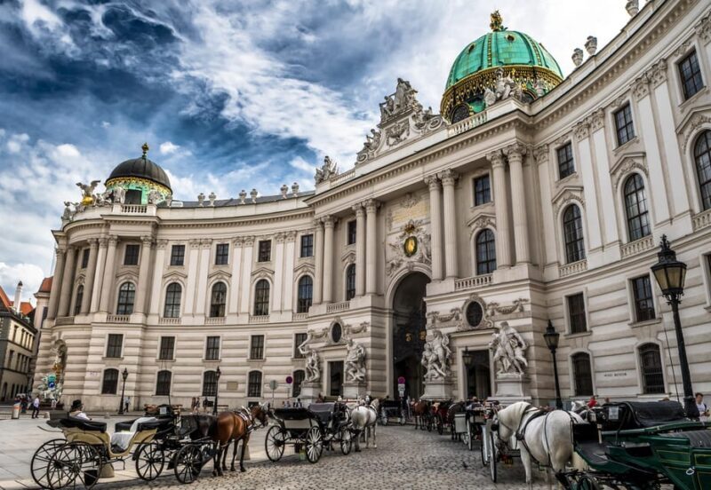 Private day trip from Prague to Vienna and back, in English. - FAQ