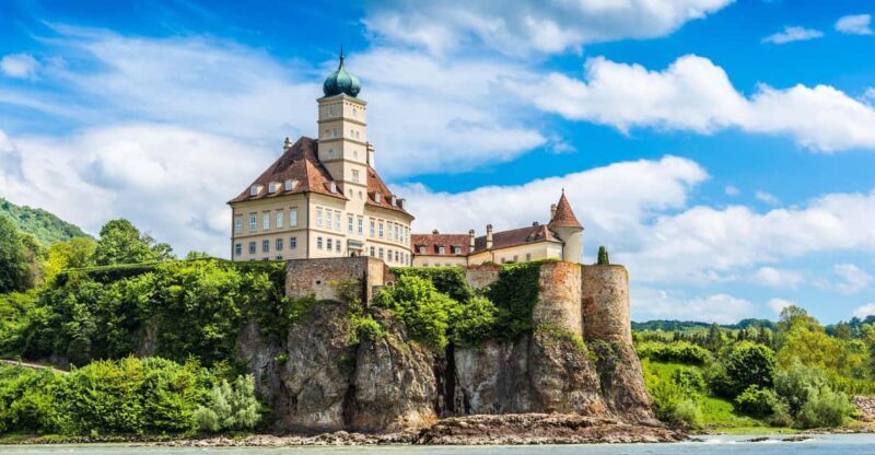 Private day trip from Vienna to Melk & Dürnstein in English - Key Points
