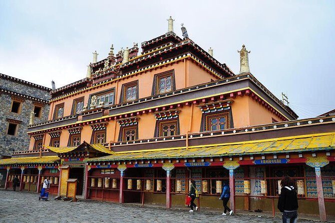 Private Day Trip of Shangri-La with Tibetan family visit - Transportation and Logistics