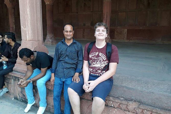 Private Day Trip of Taj Mahal and Agra Fort By Superfast Train - All Inclusive - FAQ