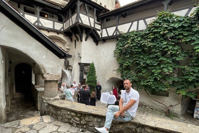 PRIVATE day-trip - Peles Castle, Bran Castle, Brasov - Who Should Take This Tour?