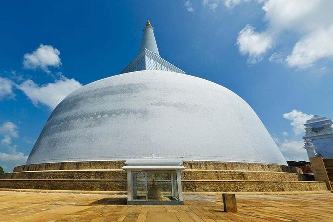 Private Day Trip to Anuradhapura Ancient City from Kandy/Dambulla - Key Points