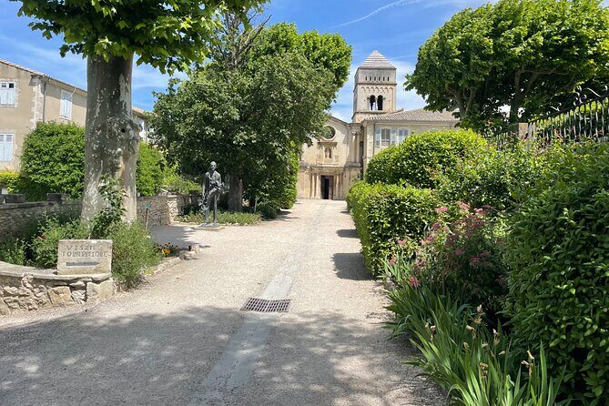 Private Day Trip to Arles Les Baux de Provence and Saint Remy de Provence - Authentic Experiences and Review Insights
