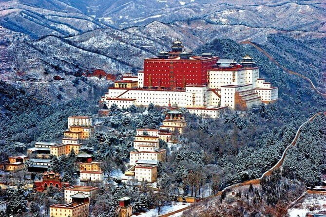 Private Day Trip to Chengde Summer Resort and Eight Outer Temples from Beijing - Key Points