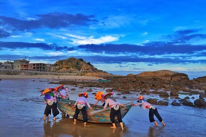 Private Day Trip to Hui'an county in Quanzhou from Xiamen - A Close Look at the Huian Private Day Trip