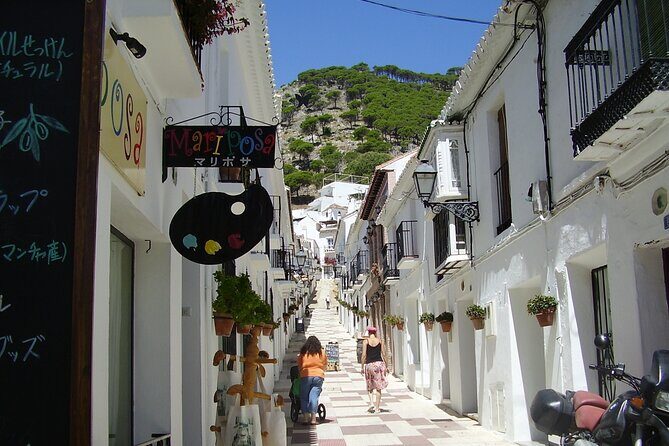 Private Day Trip to Las Mijas from Malaga - In-Depth Look at the Mijas Pueblo Day Trip