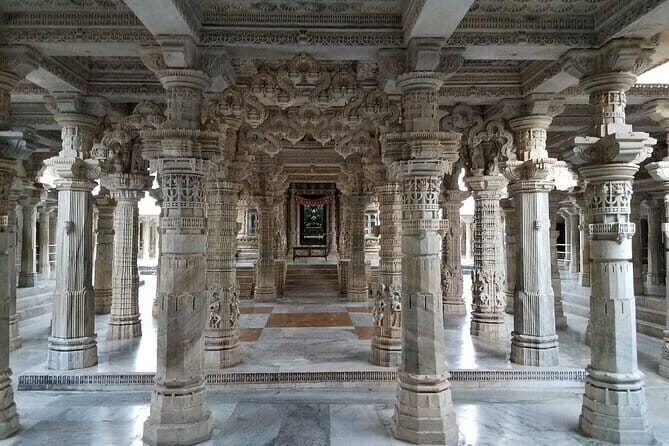 Private Day Trip to Mount Abu from Udaipur by Car - Who Should Consider This Tour?