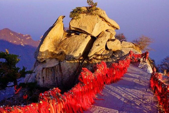 Private Day Trip to Mount Hua from Xi'an with English Driver - The Guided Experience and Tips