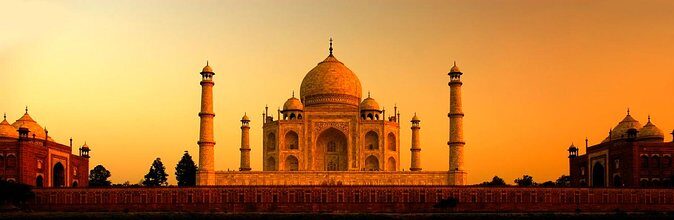Private day trip to Taj Mahal from New Delhi - Exploring Agra Fort: A Historical Marvel