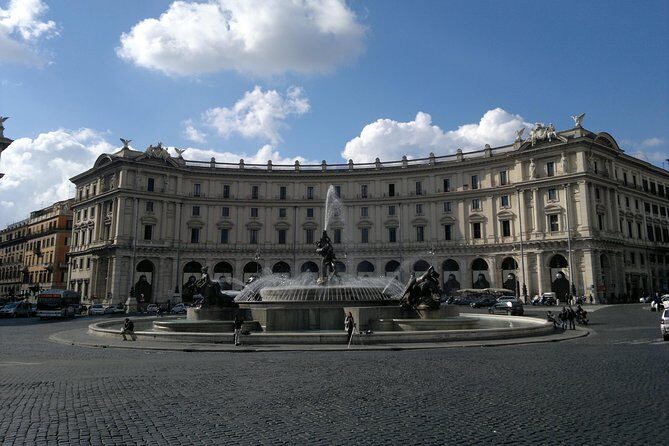 Private daytour of Rome from Civitavecchia port van Mercedes V - Frequently Asked Questions