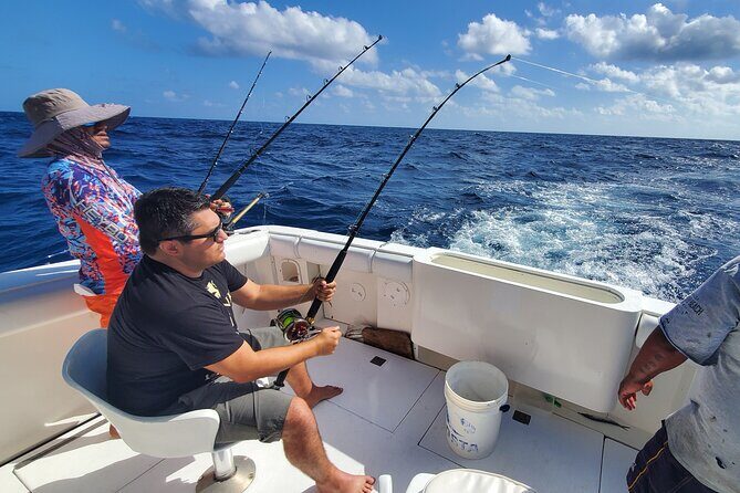 Private Deep Sea Fishing Tour in Isla Mujeres and Cancun - Detailed Breakdown of the Itinerary