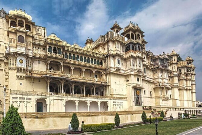 Private Delhi Tour : Monuments , Rickshaw Ride & Local Heritage - Mughal Grandeur: Humayuns Tomb