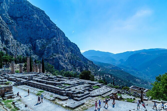 Private Delphi and Hosios Loukas Monastery - Great Lunch and Drinks Included - Pricing and Value Considerations