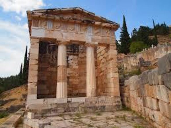 Private Delphi and Thermopylae Full Day Tour from Athens - Analyzing the Cost: Is It Worth It?