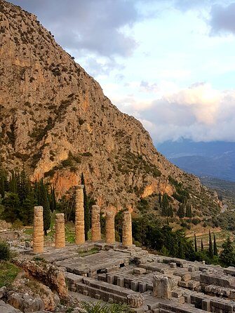 Private Delphi and Thermopylae Full Day Tour from Athens - Who Should Consider This Tour?
