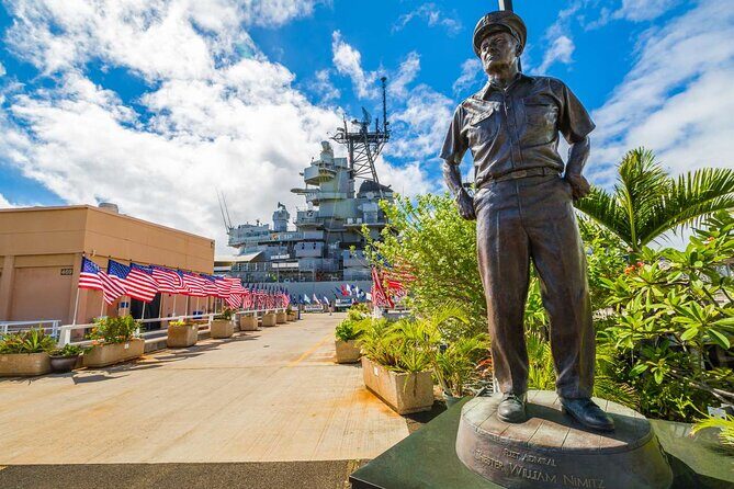 Private Deluxe Arizona Memorial and USS Missouri Battleship Tour - USS Arizona Memorial: A Poignant Introduction to WWII