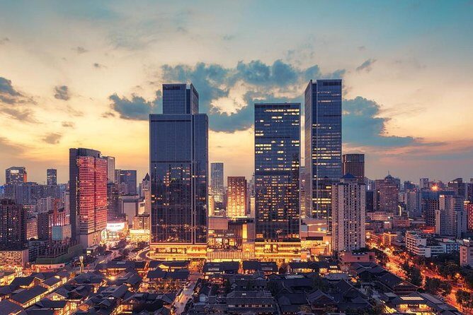 Private Departure Chengdu City to Chengdu Airport CTU by MiniVan - Suitability and who it’s best for