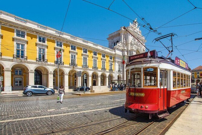 Private Departure Transfer: Hotels to Lisbon Airport or Cruise - A Deep Dive into the Private Transfer Experience