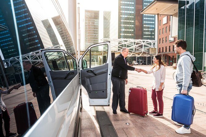 Private Departure Transfer: Washington DC (any accommodation) to Dulles Airport - What to Expect from Your Private Transfer to Dulles Airport