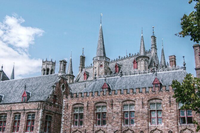 Private direct transfer from Amsterdam to Bruges - Who Would Benefit Most from This Service?