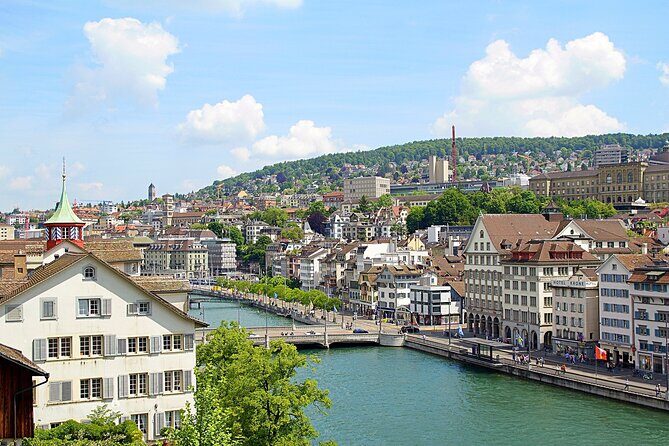 Private direct transfer from Basel to Zurich - The Experience in Detail