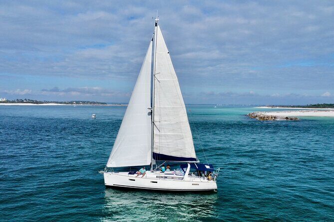 Private Dolphin Sightseeing Sail Aboard Daydreams Sailboat - Key Points