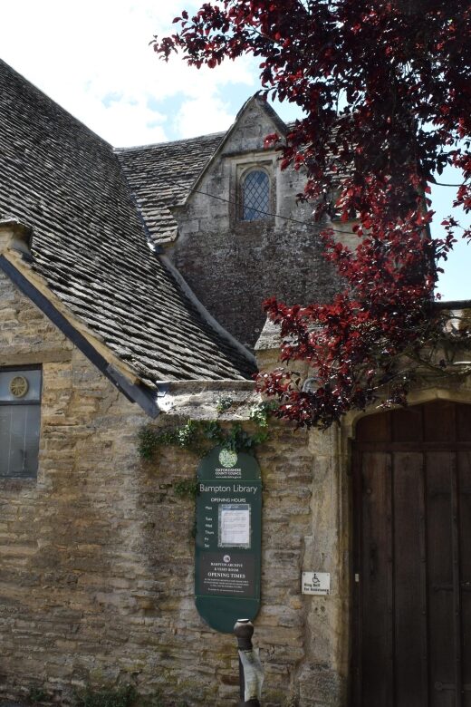 Private Downton Abbey Day Tour, including Pub Lunch - The Journey Back: A Relaxed Return to London