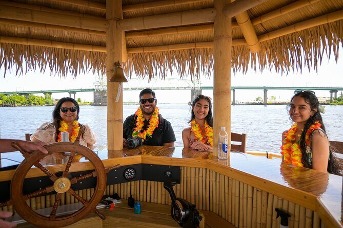 Private Downtown Wilmington River Cruise - The Experience: Atmosphere and Vibe