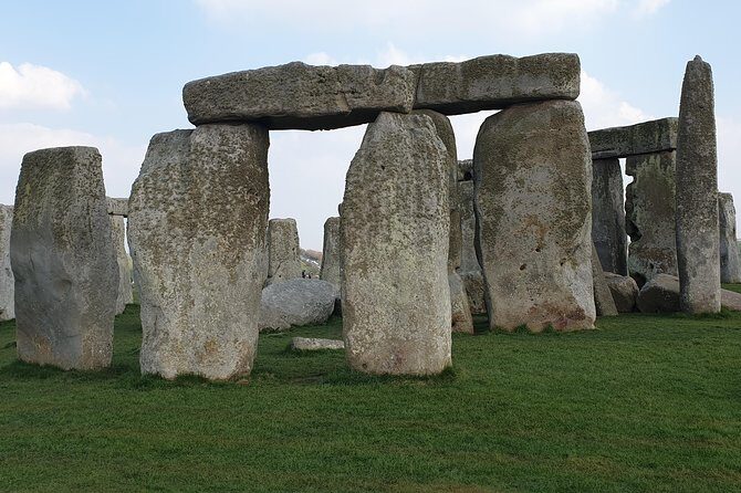 Private driver guided tours Windsor castle Stonehenge - Authentic Experiences & Insider Tips