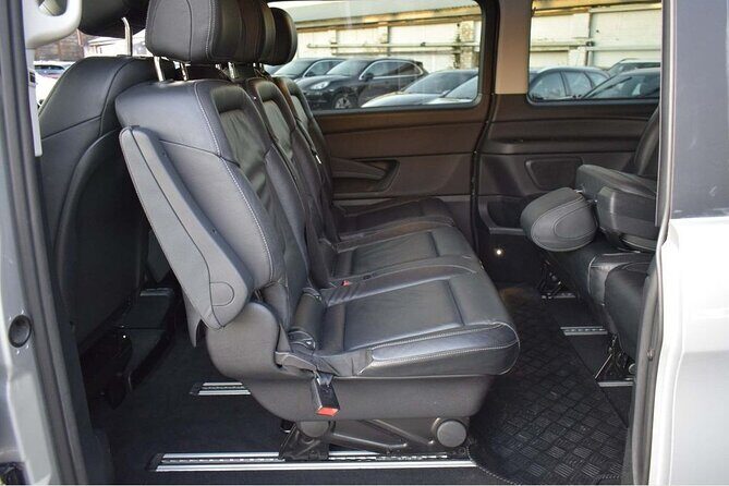 Private Dublin Airport Transfer to & from Belfast City - An In-Depth Look at the Private Transfer Experience