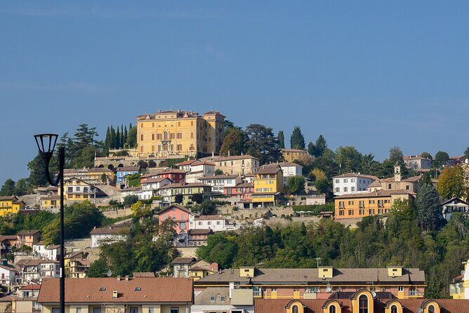 Private E-bike Tour "Monferrato di Canelli" - Asphalt only - Authentic Experiences and the Value of the Tour