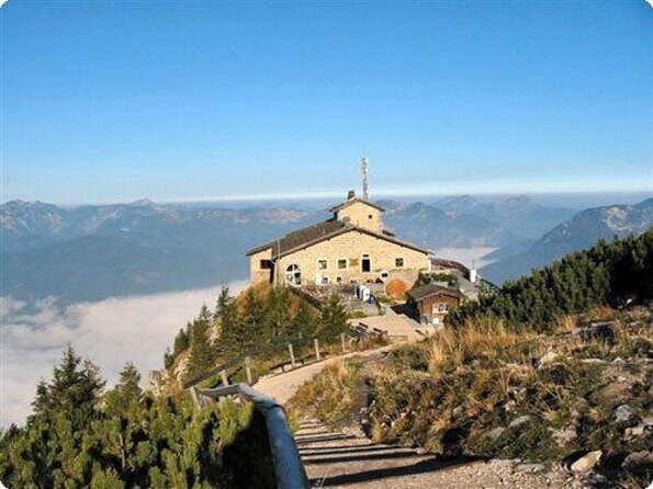 Private Eagle's Nest Tour from Innsbruck with tour ending in Salzburg - Exploring the Itinerary in Detail