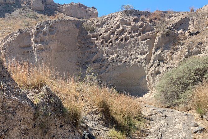 Private Electric Mountain Bike Experience and Tour in Santorini - Who Should Consider This Tour?