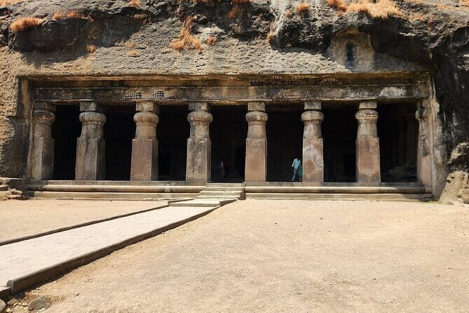 Private Elephanta Caves and Island Tour with Guide - A Closer Look at the Tour Experience