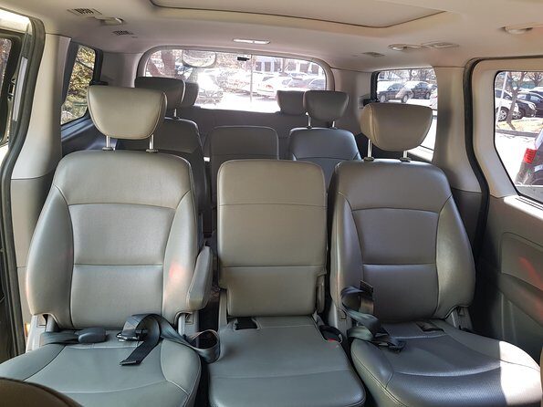 Private English Speaking Driver in Seoul: Airport Service Available - The Sum Up