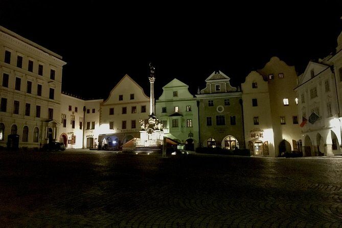 Private evening tour Cesky Krumlov Old Town and Castle area - Authentic Insights from Reviews