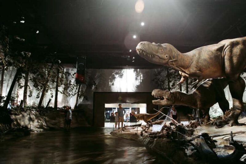 Private Exclusive Drumheller : Museum, Hoodoos & Dinosaurs - The Royal Tyrrell Museum: A Dinosaur Lover’s Dream