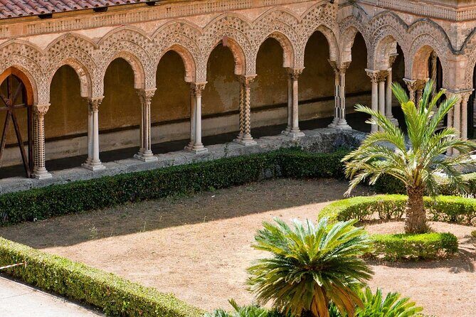Private excursion Monreale and Cefalù - The Journey Begins: Pickup and Travel