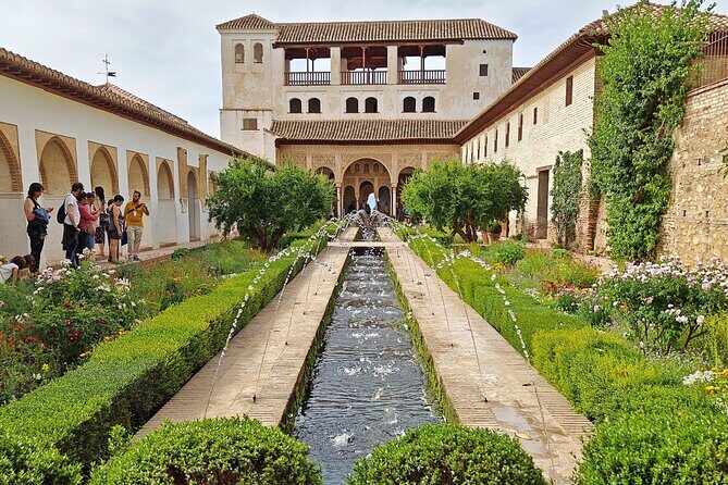 Private excursion to the Alhambra and Generalife - Exploring the Alhambra with a Private Guide: What to Expect