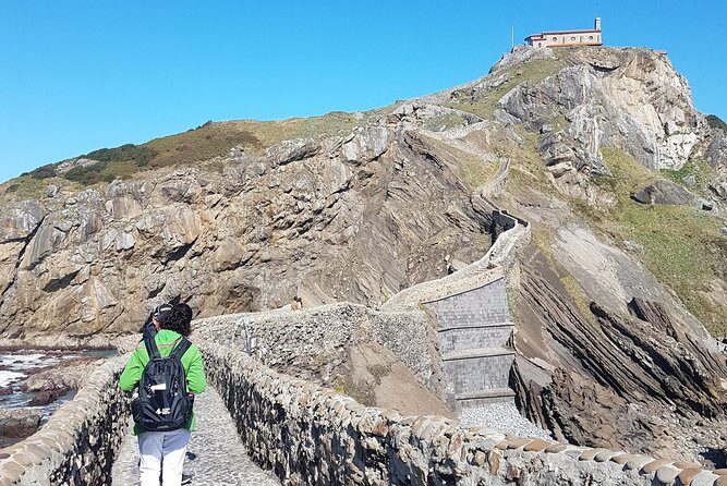 Private Exploration of Bilbao & San Juan de Gaztelugatxe - The Guggenheim Museum Experience