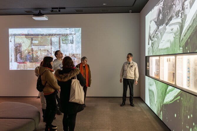 Private Fabric Making History Tour in Tokamachi - Practical Details That Matter