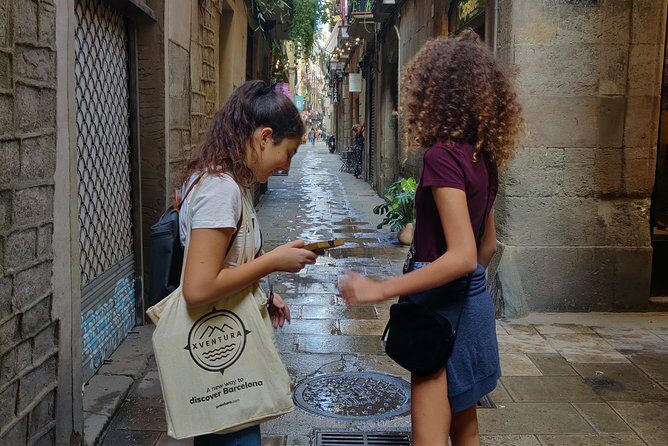 Private Family Treasure Hunt | Guided, fun & 100% Offline | Xventura Barcelona - Why This Tour Works Well