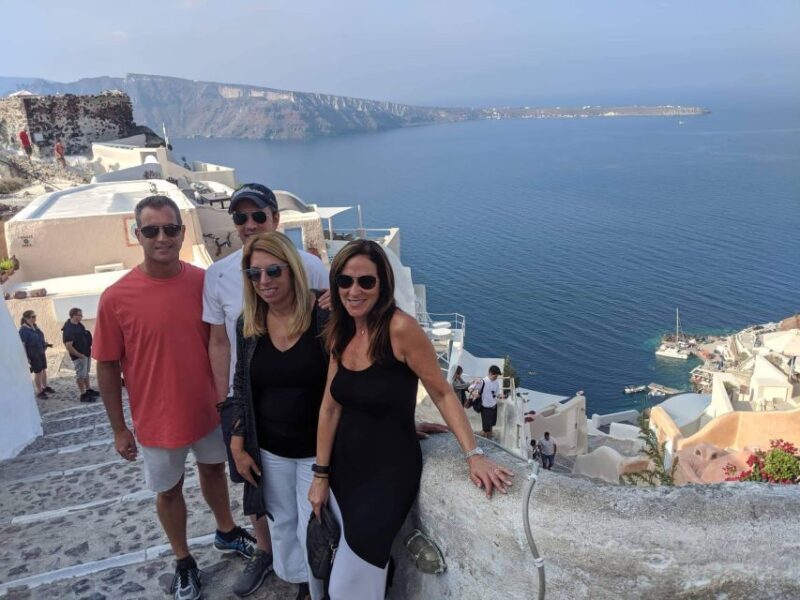Private Famous Sights Tour with Local Guide in Santorini - Flexibility and Personalization