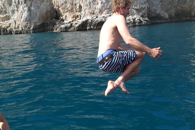 Private Fishing and Capri tour with lunch from Sorrento - Analyzing the Value and Experience