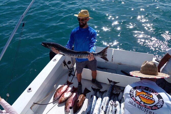 Private fishing charter Bertram 31ft 6 pax max if you don't fish you don't pay - Setting the Scene: What to Expect from the Trip