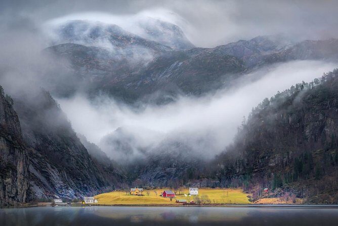 Private Fjordcruise by Luxury Pontoon Boat - Bergen Fjords - FAQ