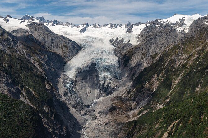 Private Flight: 3 Glaciers with Snow Landing - 45mins - Who Should Consider This Tour