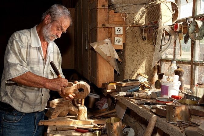 Private Florence Oltrarno Art and Crafts Walking Tour - Key Points