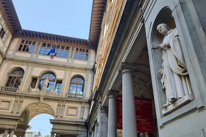 Private Florence Uffizi Gallery Tour with Skip-the-Line Entry & Leonardo's Works - A Detailed Look at the Uffizi Private Tour